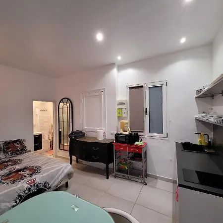 @paris-centre Montmarte Sacre-coeur Opera Louvre Apartamento *